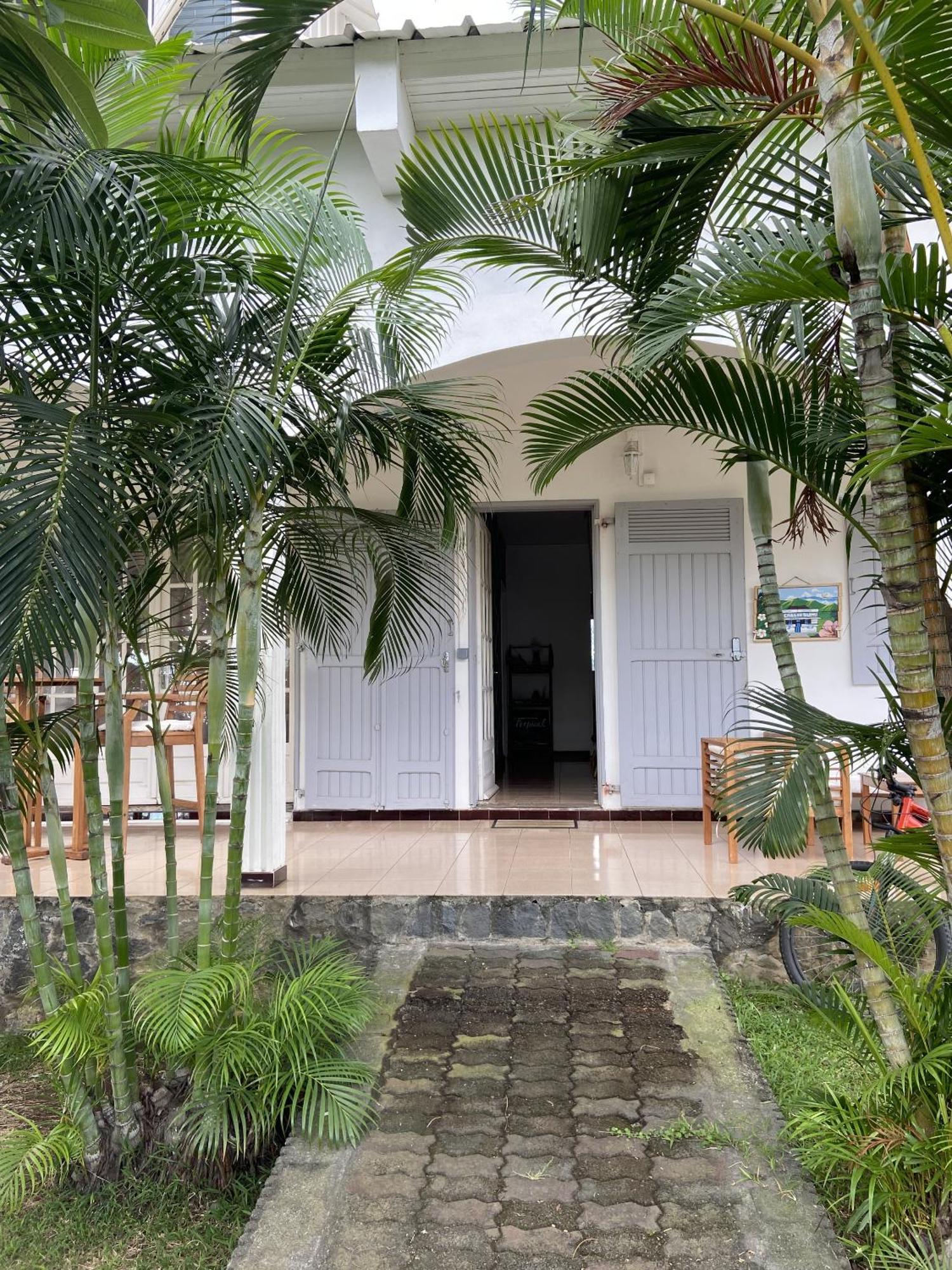 Le Caillou Blanc Bed & Breakfast Saint-Paul Екстериор снимка