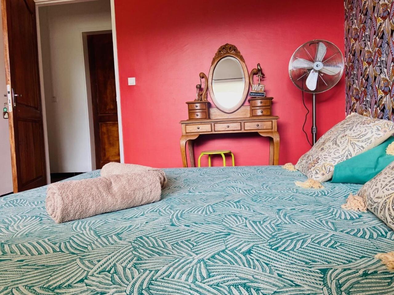 Le Caillou Blanc Bed & Breakfast Saint-Paul Стая снимка